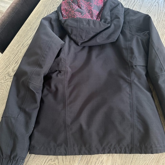 The North Face Black Jacket with Pink Accent women’s jacket size small - Picture 15 of 15